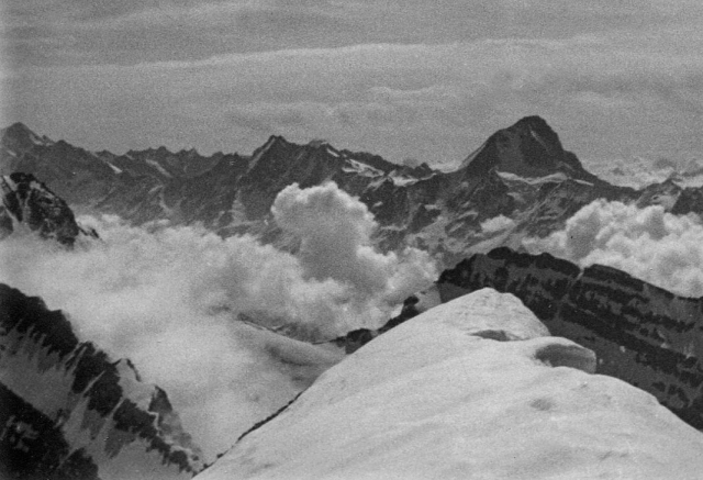 Rinderhorn, view from the summit to the east, of the Aletschhorn and the bigger mountains of the Bernese Overland